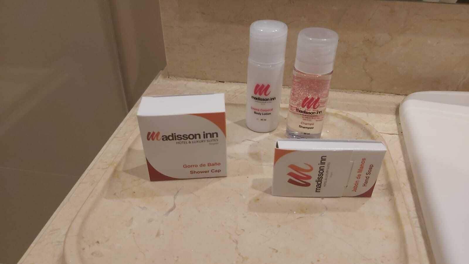 Hotel Madisson Inn Luxury By Geh Suites ボゴタ エクステリア 写真