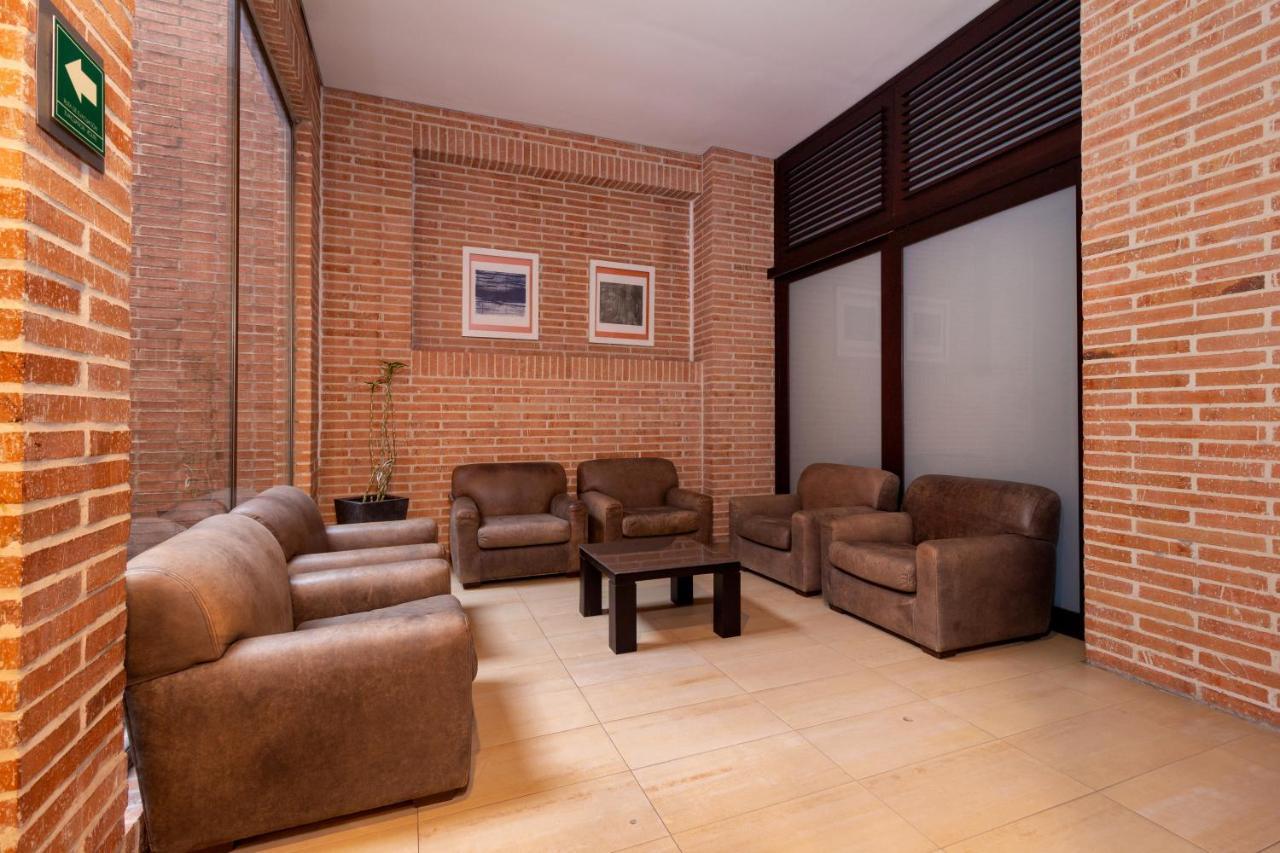 Hotel Madisson Inn Luxury By Geh Suites ボゴタ エクステリア 写真
