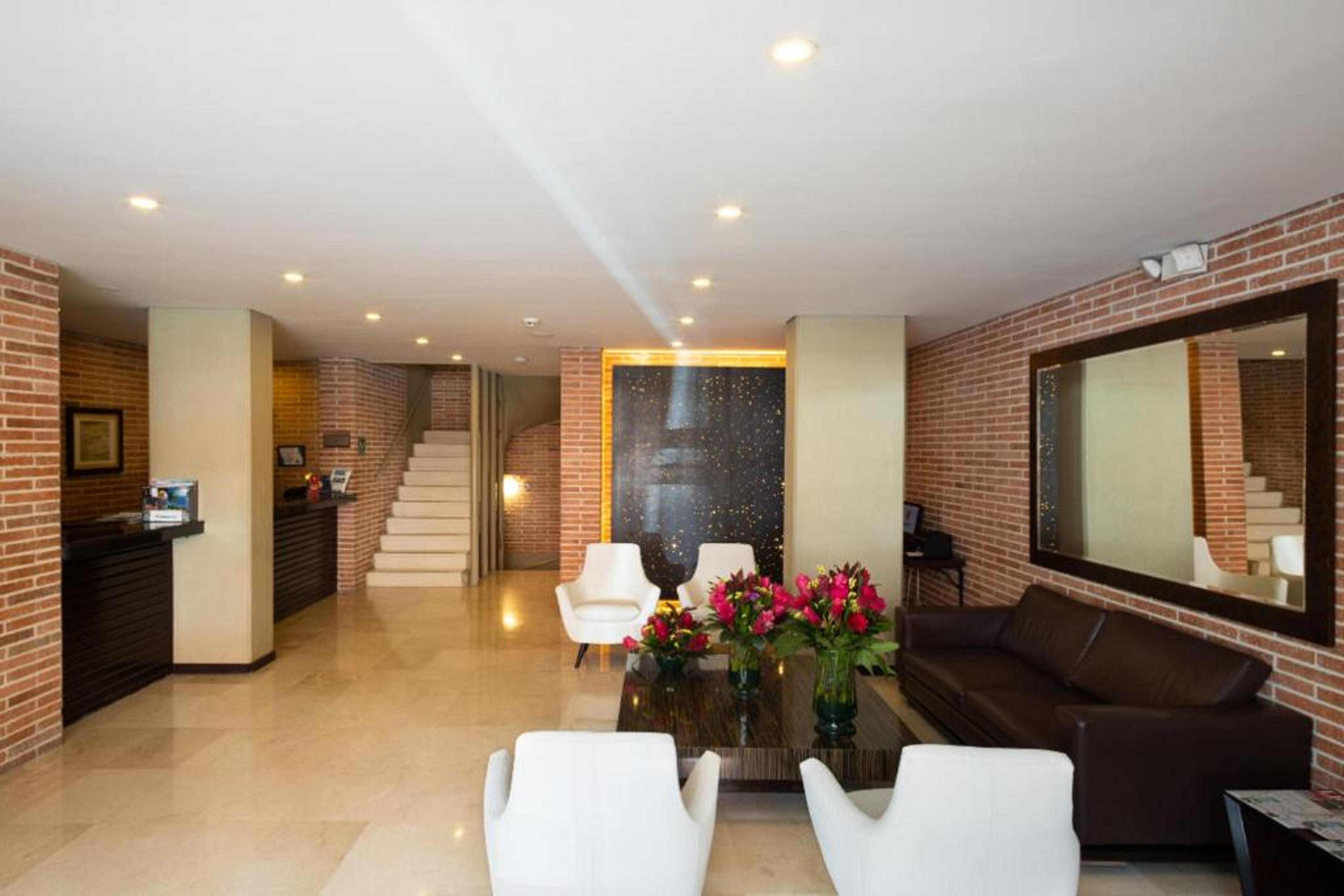 Hotel Madisson Inn Luxury By Geh Suites ボゴタ エクステリア 写真