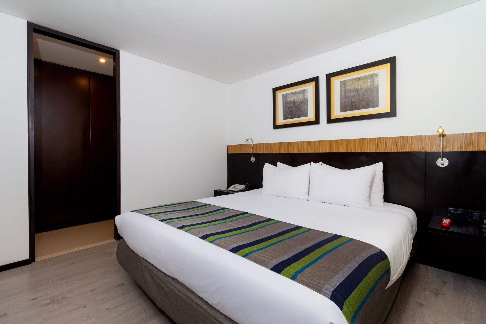 Hotel Madisson Inn Luxury By Geh Suites ボゴタ エクステリア 写真